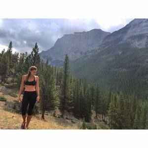 Meet your Posher, Leah